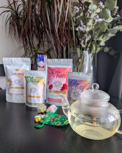 The Flower Ritual Set